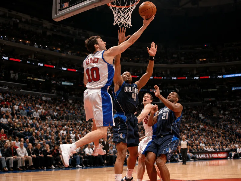Layup, dunk, hook shot và các cú ném trong hoặc trên vạch 3 điểm đều có thể mang về 2 điểm.
