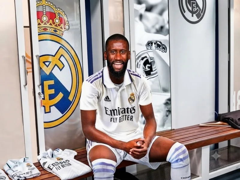 Gia nhập Real Madrid năm 2022 mở ra chương mới trong sự nghiệp đỉnh cao của Antonio Rudiger.