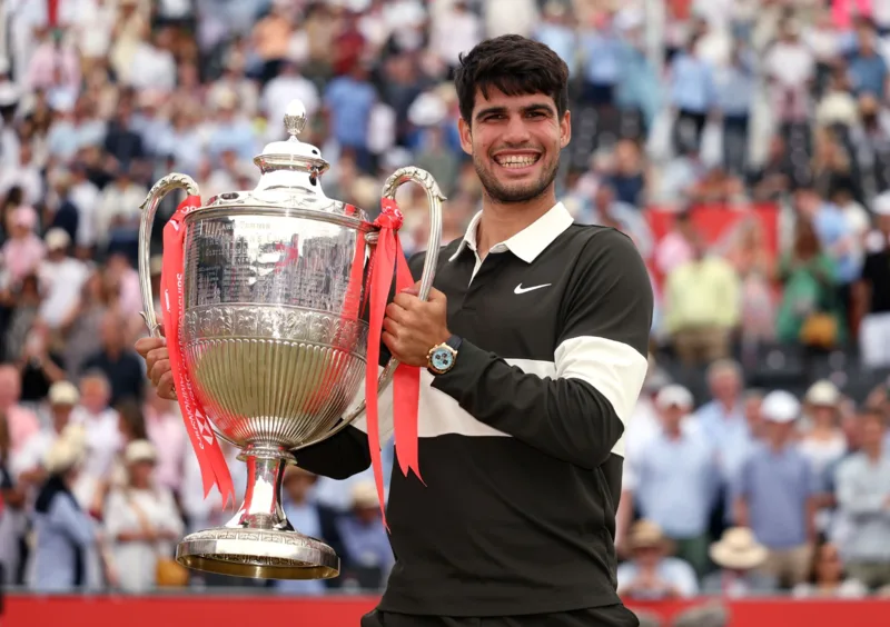 Những danh hiệu ATP giúp Carlos Alcaraz xây dựng vị thế trong thế hệ tay vợt mới.