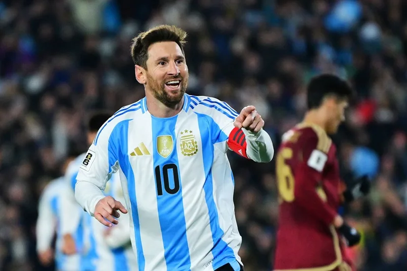 Lionel Messi giữ vị trí thứ hai trong danh sách với 21 pha lập công qua 6 kỳ World Cup.