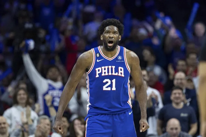Joel Embiid - Cậu bé người Cameroon vươn lên thành ngôi sao hàng đầu tại đấu trường NBA.
